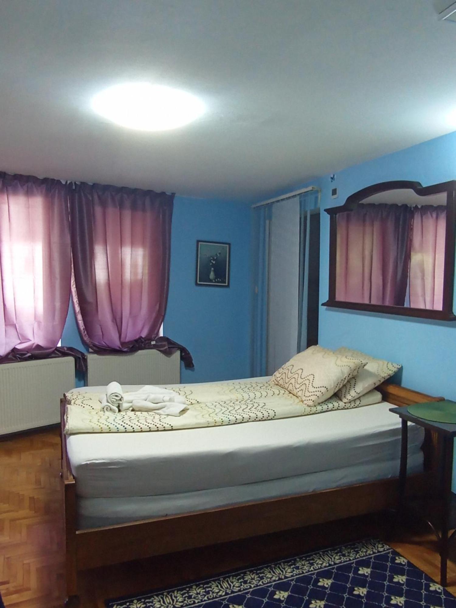 Casa Tudor Турда Екстериор снимка